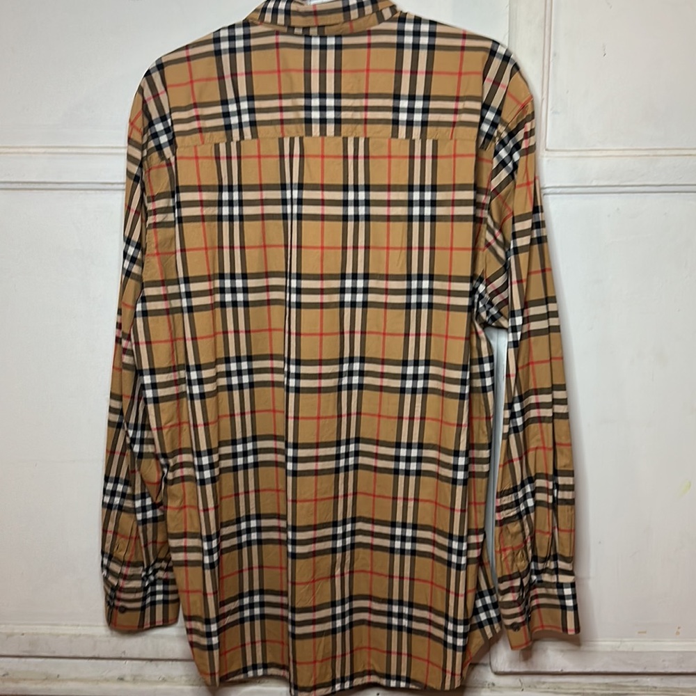 Burberry Check Cotton Poplin Shirt in Traditional Check - Picture 3 of 5